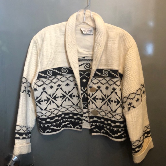 Pier 1 Jackets & Blazers - Pier 1 Vintage Cropped Boho cotton jacket L